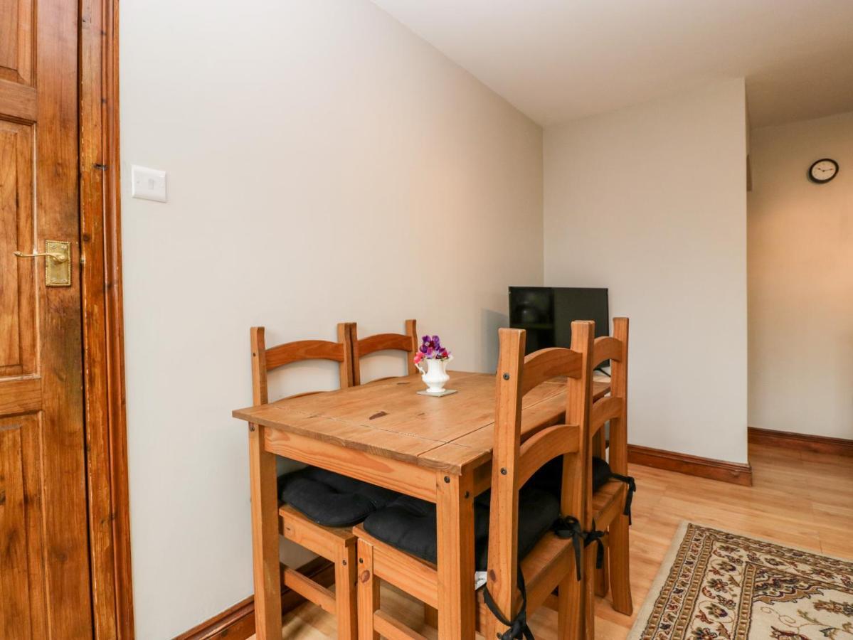 Wisteria Chalet Cote Extérieur photo